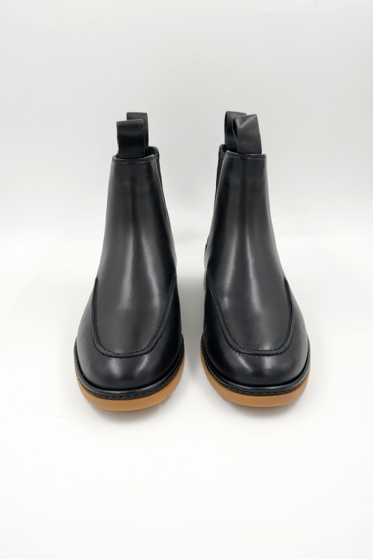 Женские челси VITACCI.